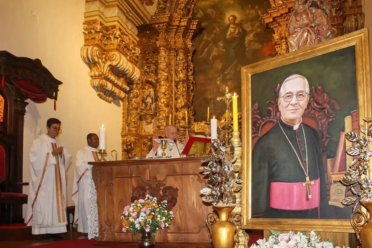 A missa foi celebrada na Catedral onde Dom Geraldo ministrou por 11 anos.