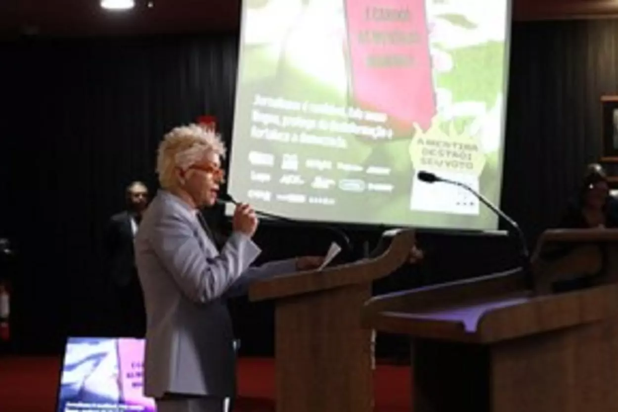 Regina Bucco, ressaltou a importância da iniciativa de combater as mentiras nas eleições