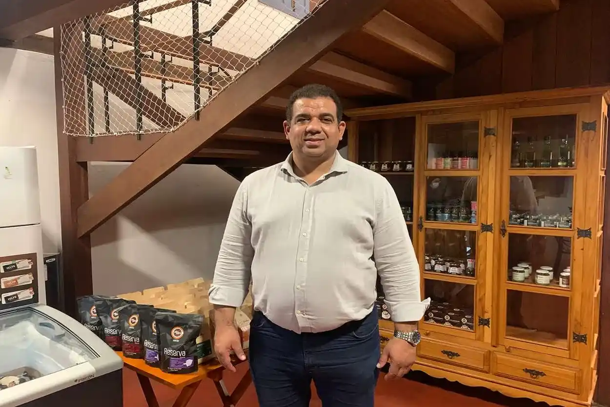 Geraldo Bailão, responsável pelo Café, tem a expectativa que o público marianense aproveite bastante o espaço aberto na comemoração do primeiro aniversário do Museu de Mariana