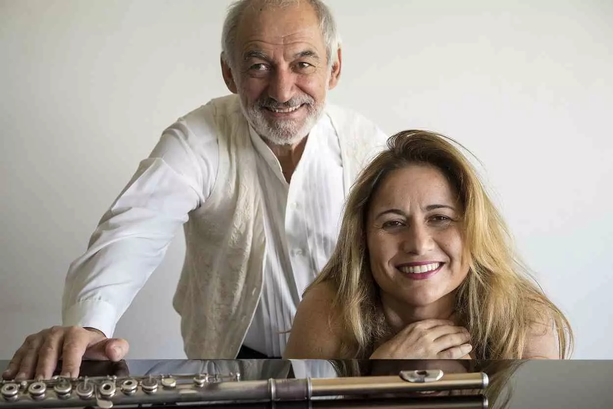 Toninho e Heloísa oferecem uma oficina sobre choros e outros ritmos brasileiros