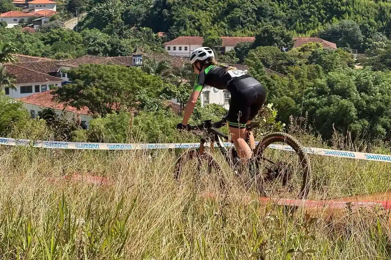 Liege Walter melhorou seu desempenho no sábado, conseguindo a 6ª posição na Elite Feminina