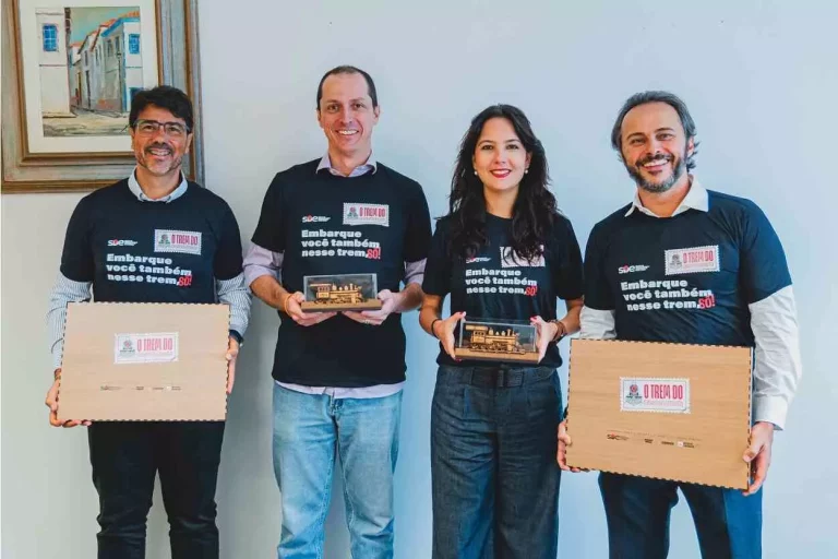 Fruto da parceria entre o Governo de Minas, por meio da Codemge, e a Adesiap Minas, a SDE Minas se fortaleceu como uma poderosa ferramenta de fomento econômico, capacitação profissional e integração regional, aproximando o poder público das cidades