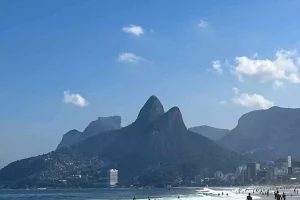 zaratustra acompanha Saulo Camêllo em viagem à cidade do Rio de Janeiro