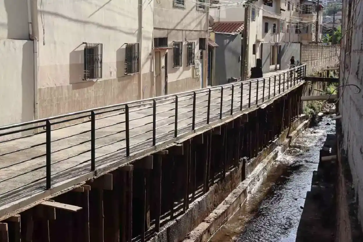 Mesmo com medidas econômicas emergenciais, em vgor, algumas intervenções vem sendo realizadas pelo Poder Público