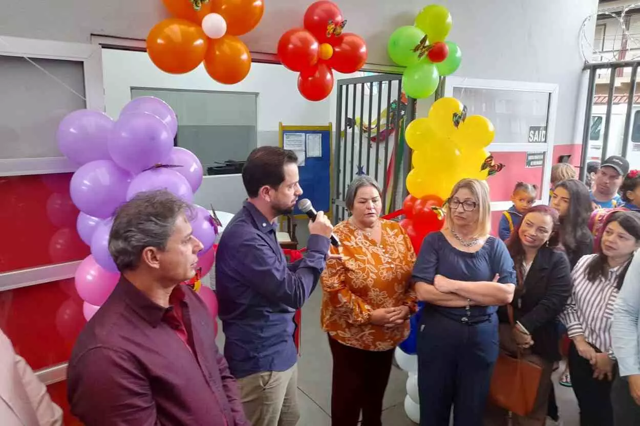 Juliano duarte discursa em cerimônia de inauguração das novas instalações da creche casinha de Nazaré