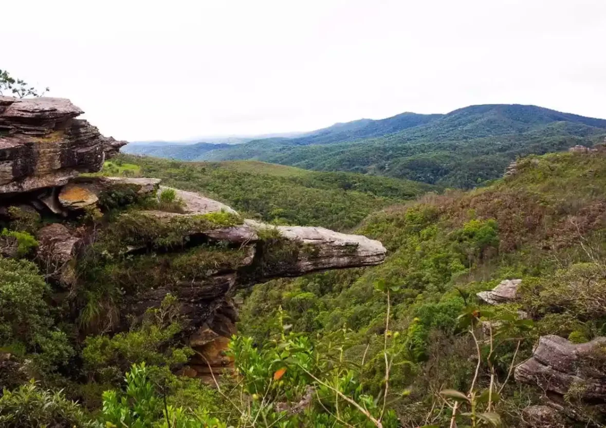 Mirante do Parque MunicipalAmbiental das Andorinhas, cenário de abertura da temporada de montanhismo