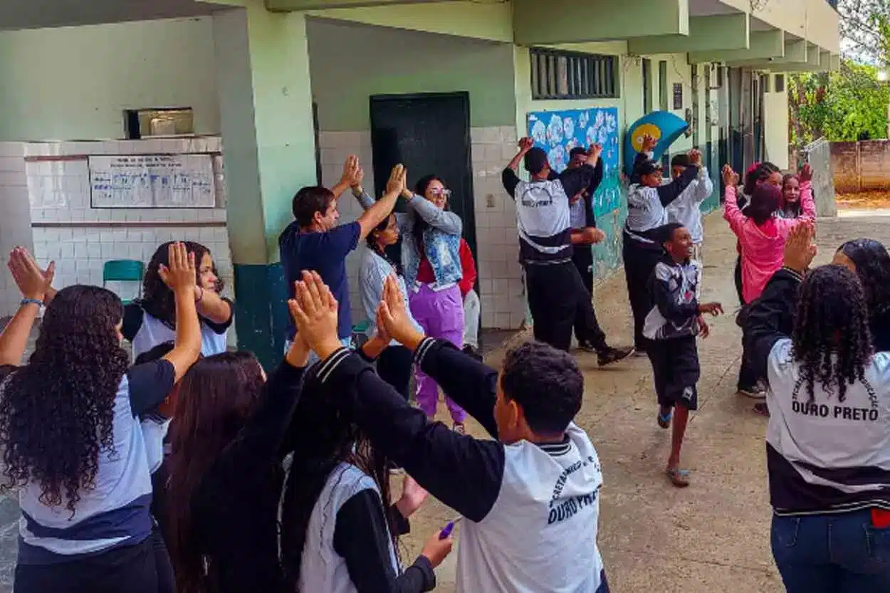 O roteiro de Sonho de Glaura surgiu a partir de uma oficina de escrita criativa para cinema e audiovisual realizada em outubro de 2024 pelo WebCineTV na Escola Municipal Benedito Xavier, localizada no distrito de Glaura