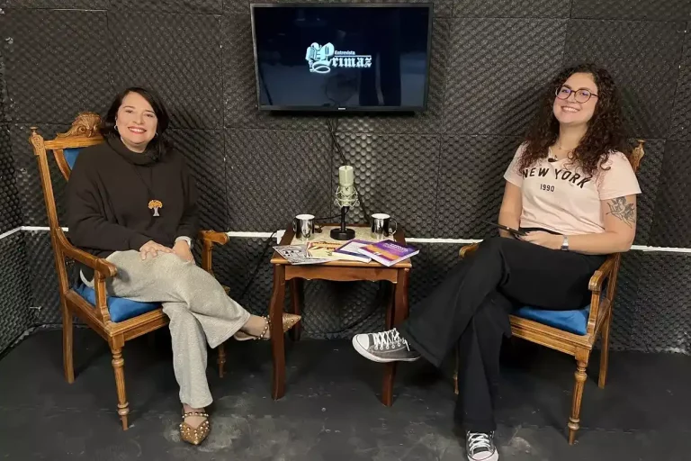 Andreia Donadon e Maria Eduarda durante a entrevista