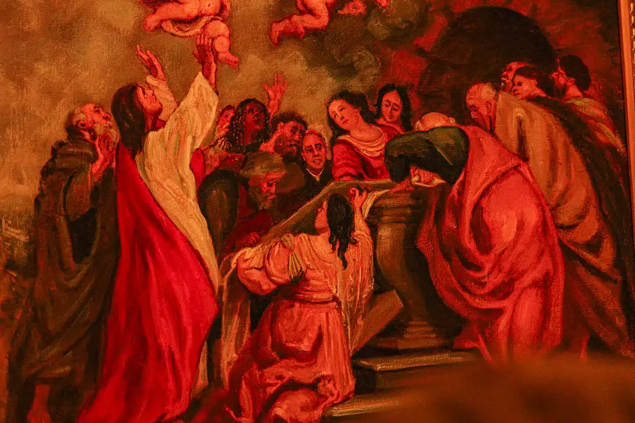 Quadro de Elias Layon, uma obra de arte sacra retrata a assunção de nossa senhora e contém a figura de Dom Airton retratada no quadro