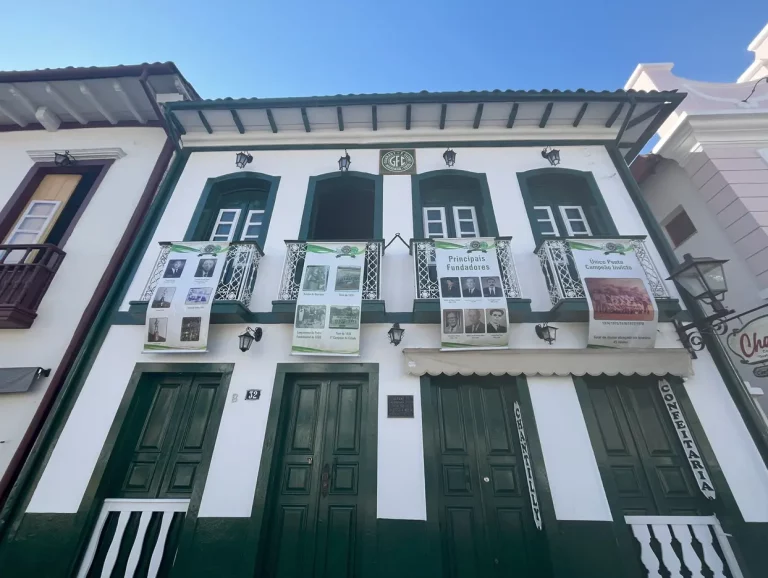 O Guarany Futebol Clube, tradicional time amador da cidade de Mariana (MG), comemora nesta segunda-feira, 14 de julho, seu centenário de fundação.