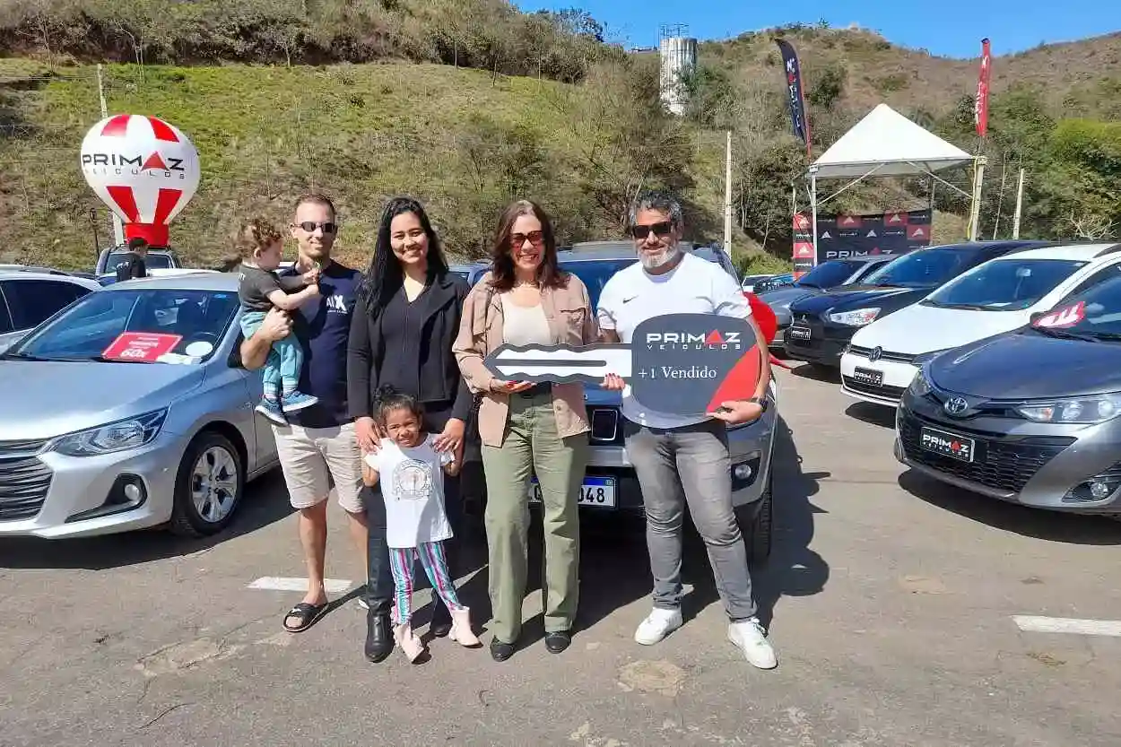 Roger e família acharam boas as condições de fechamento da transação feita no Feirão de Automóveis