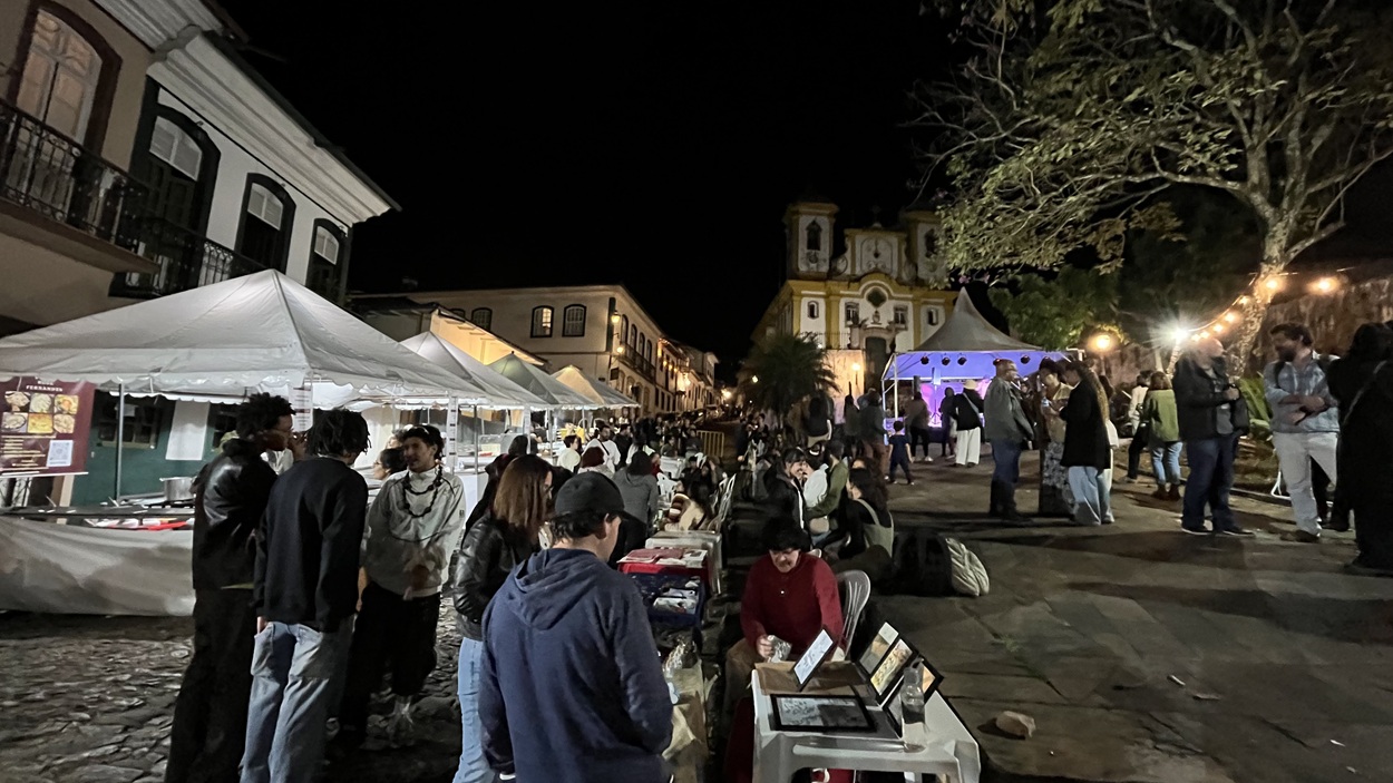 “As Cores Originais: um estudo sobre Ouro Preto” resgata a memória cromática da cidade e mostra como a diversidade de pigmentos marcou a história antes da padronização em branco