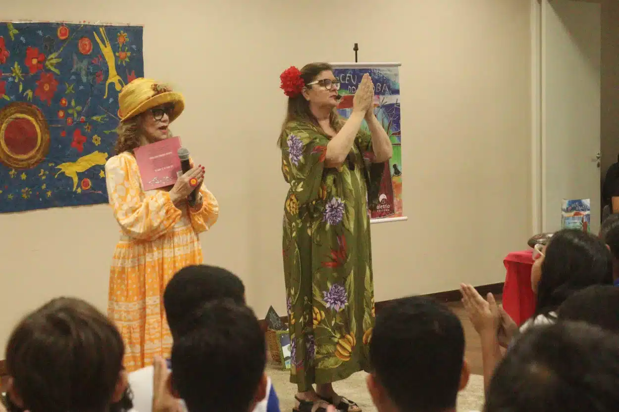 Contadoras de histórias na FLIMARI