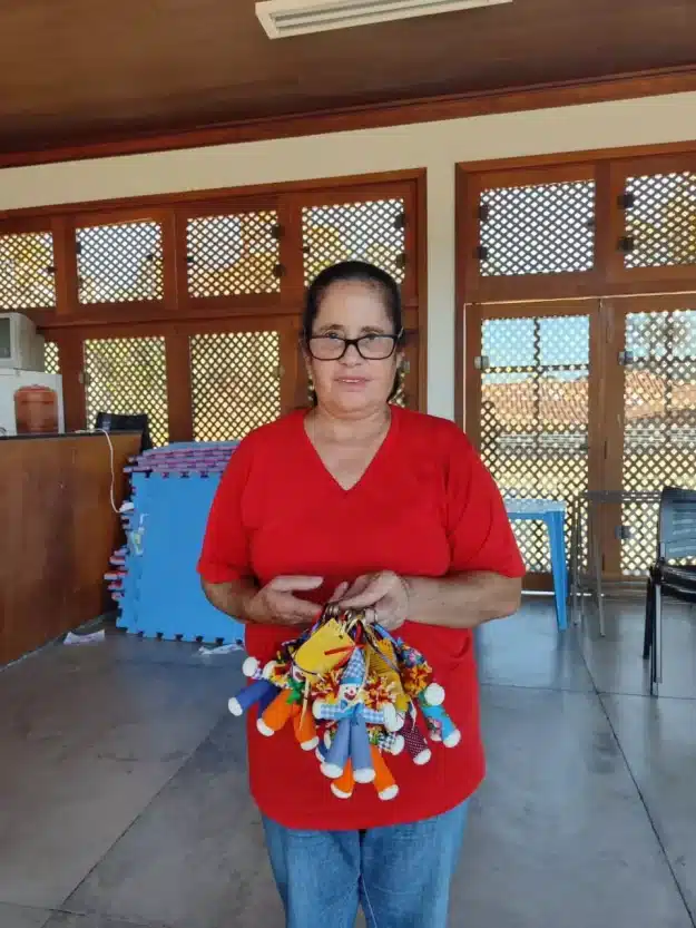 Foto dos artesanatos que estarão disponíveis durante a Festa de São Gonçalo em Amarantina.