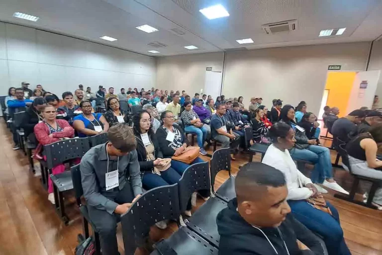 1ª Conferência Municipal de Desenvolvimento Rural Sustentável e Solidário no Centro de Convenções de Mariana