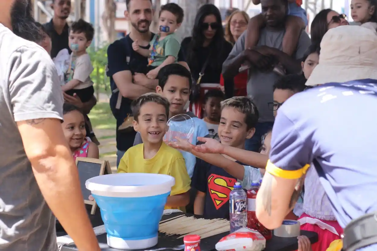 Oficina de bolha de sabão no Circovolante – Encontro de Palhaços