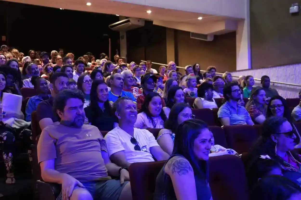 Jardim, Cine teatro Municipal e Praça da Sé, no último dia do Encontro Intrnacional de Palhaços 2025 - Fotos: Agência Primaz