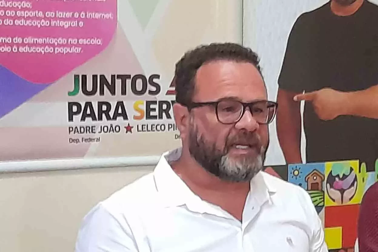 Como um dos deputados do PT no combate às fake news, Leleco Pimentel assegurou que a polícia civil especializada já identificou alguns perfis de redes sociais que fizeram a divulgação de fake News relacionadas à Operação Rejeito