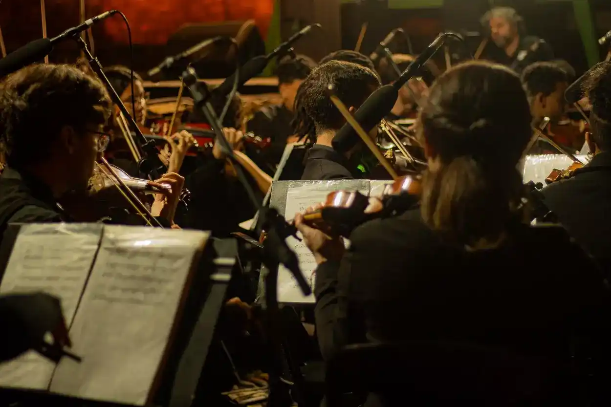 orquestra abre para moreno veloso