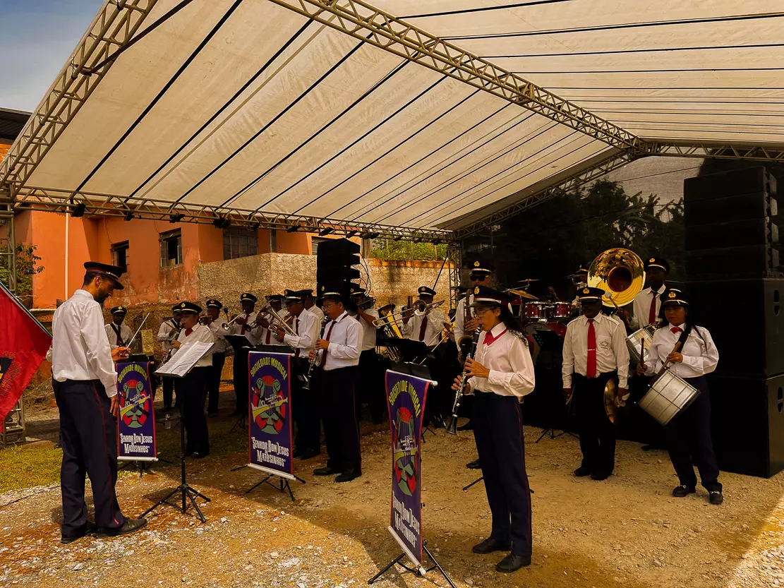 Banad do Rosário na estação Engenheiro Corrêa