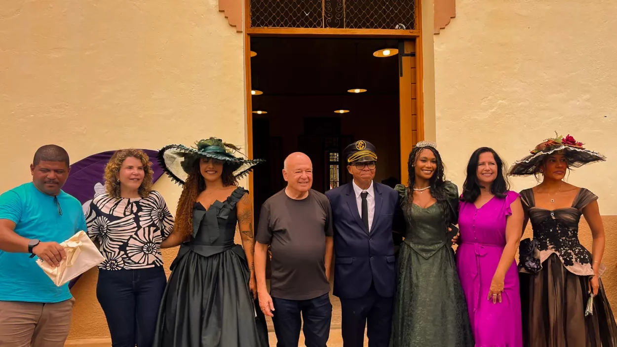 O evento foi marcado por música boa, confraternização, prantos recheados de afetos e memórias e promessas de compromissos a serem cumpridos - Foto: Joyce Campolina/Agência Primaz