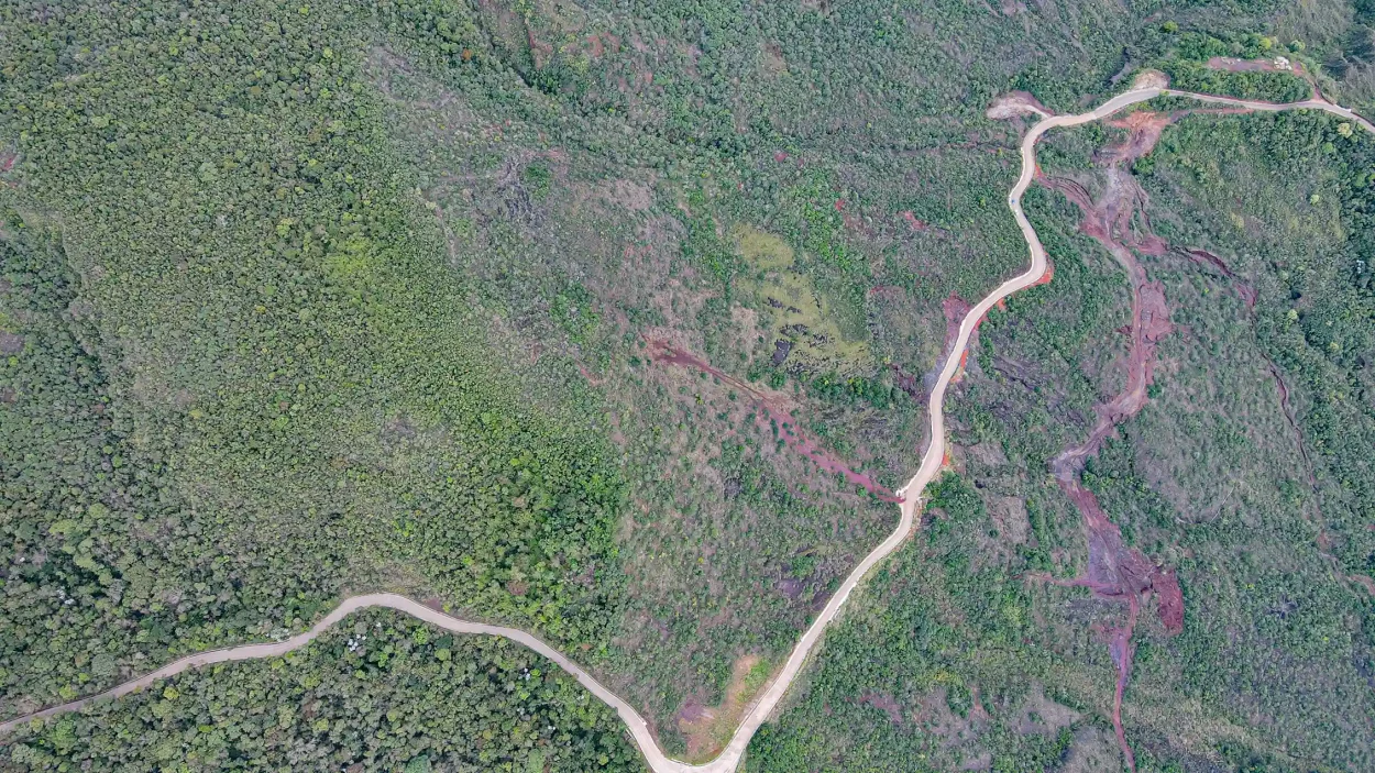 Ao lado da Estrada da Purificação, na parte superior da imagem é onde a mineradora pretende se instalar - Foto: Lui Pereira/Agência Primaz