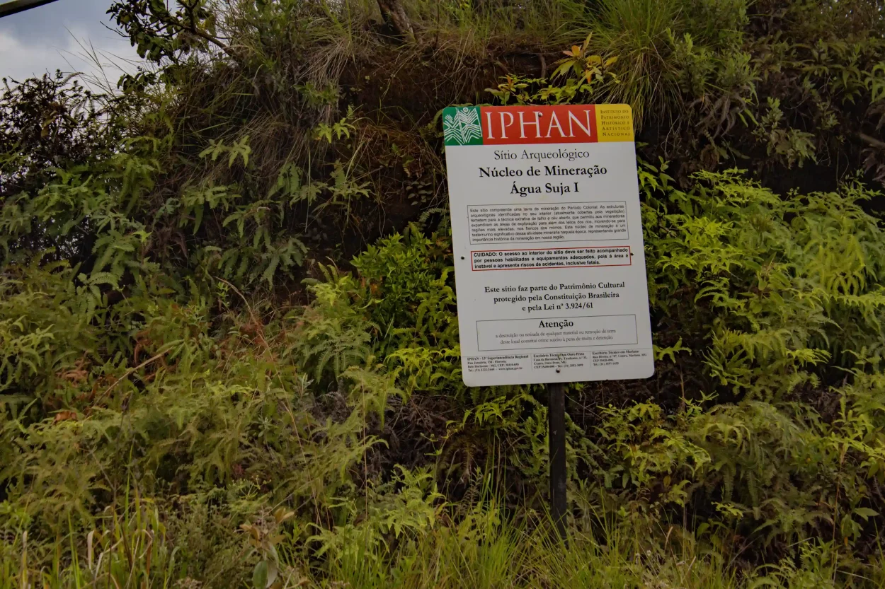O Sítio Arqueológico Núcleo de Mineração Água Suja I é um dos dez sítios ameaçados pelo Projeto Walls - Foto: Lui Pereira/Agência Primaz