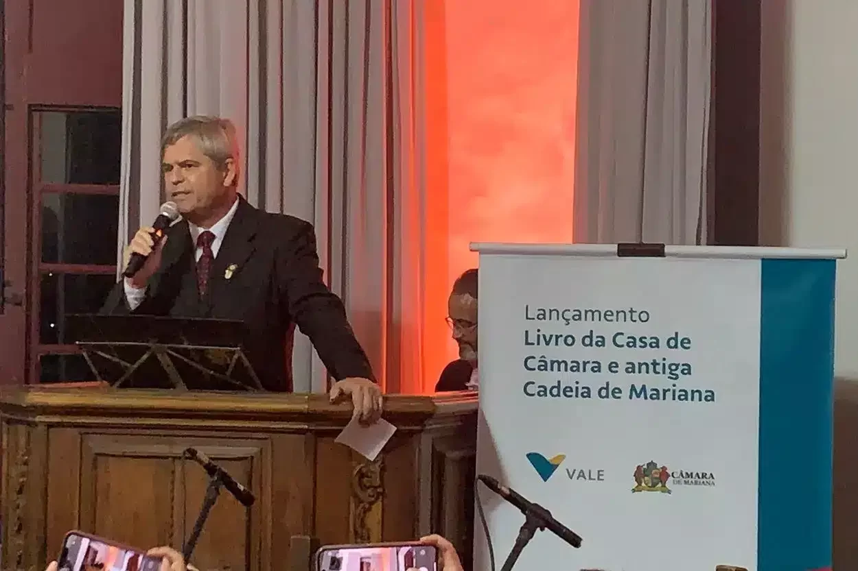 Cristiano Casimiro, em manifestação na sessão solene de lançamento do livro sobre o restauro da Casa de Câmara e Cadeia de Mariana